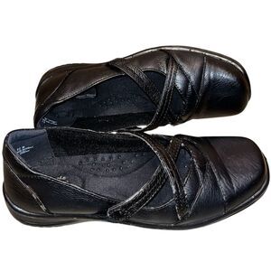 Easy Street Women’s Black Leather Casual Comfort Flat Shoes Sz-6.5